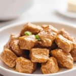 Delicious Slow Cooker Orange Chicken Served with Rice