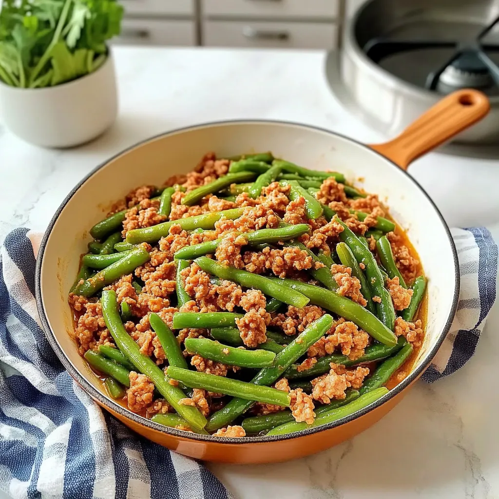 Easy Ground Turkey and Green Beans